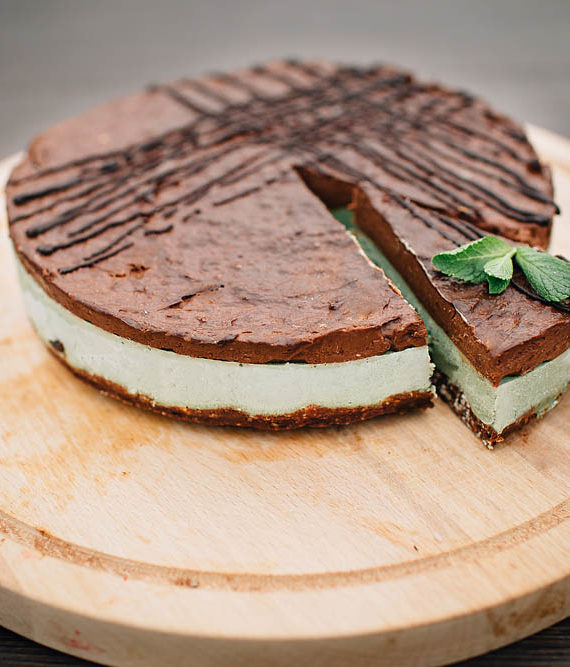 Raw Chocolate Mint Cake – prajitura ciocolata menta – Greenlicious Oradea (1)