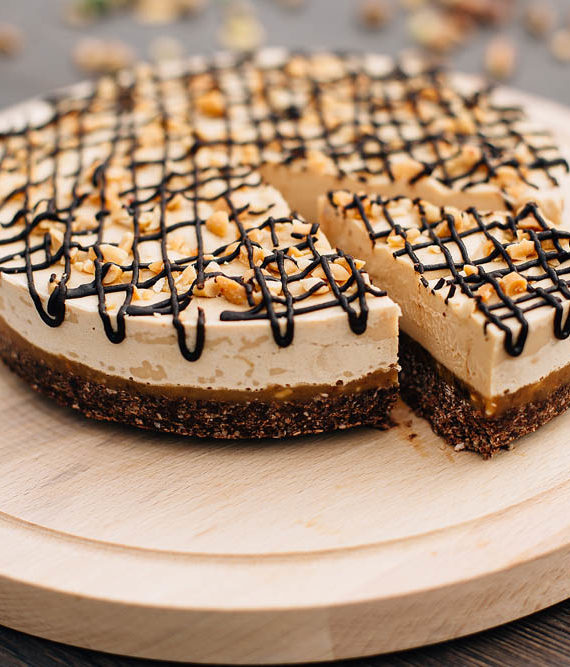 Raw Snickers Cake – prajitura snickers – Greenlicious Oradea (3)