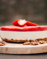 Raw Strawberry Cake – prajitura capsuni – Greenlicious Oradea (4)