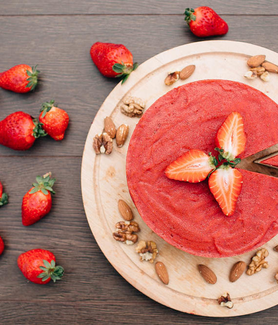 Raw Strawberry Cake – prajitura capsuni – Greenlicious Oradea (5)